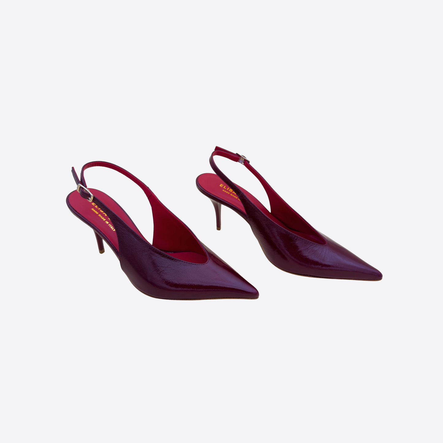 Paire escarpins bordeaux slingback cuir verni vue perspective style sophistiqué