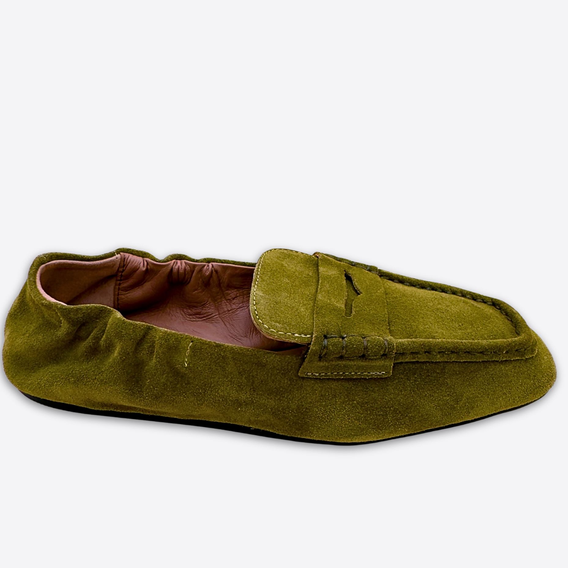 Mocassin femme daim vert olive profil souple confortable