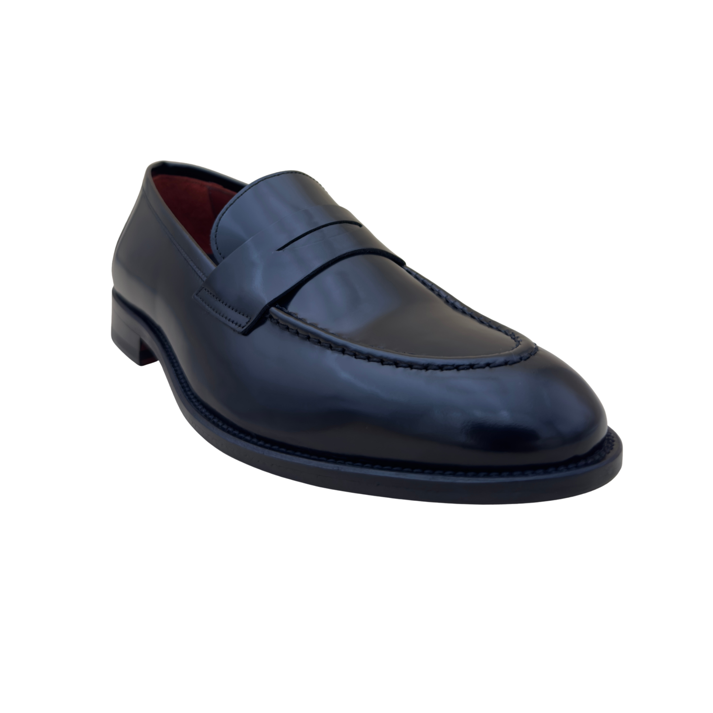 penny loafer homme en cuir lisse noir vue 3/4 élégante avec coutures apparentes et design classique
