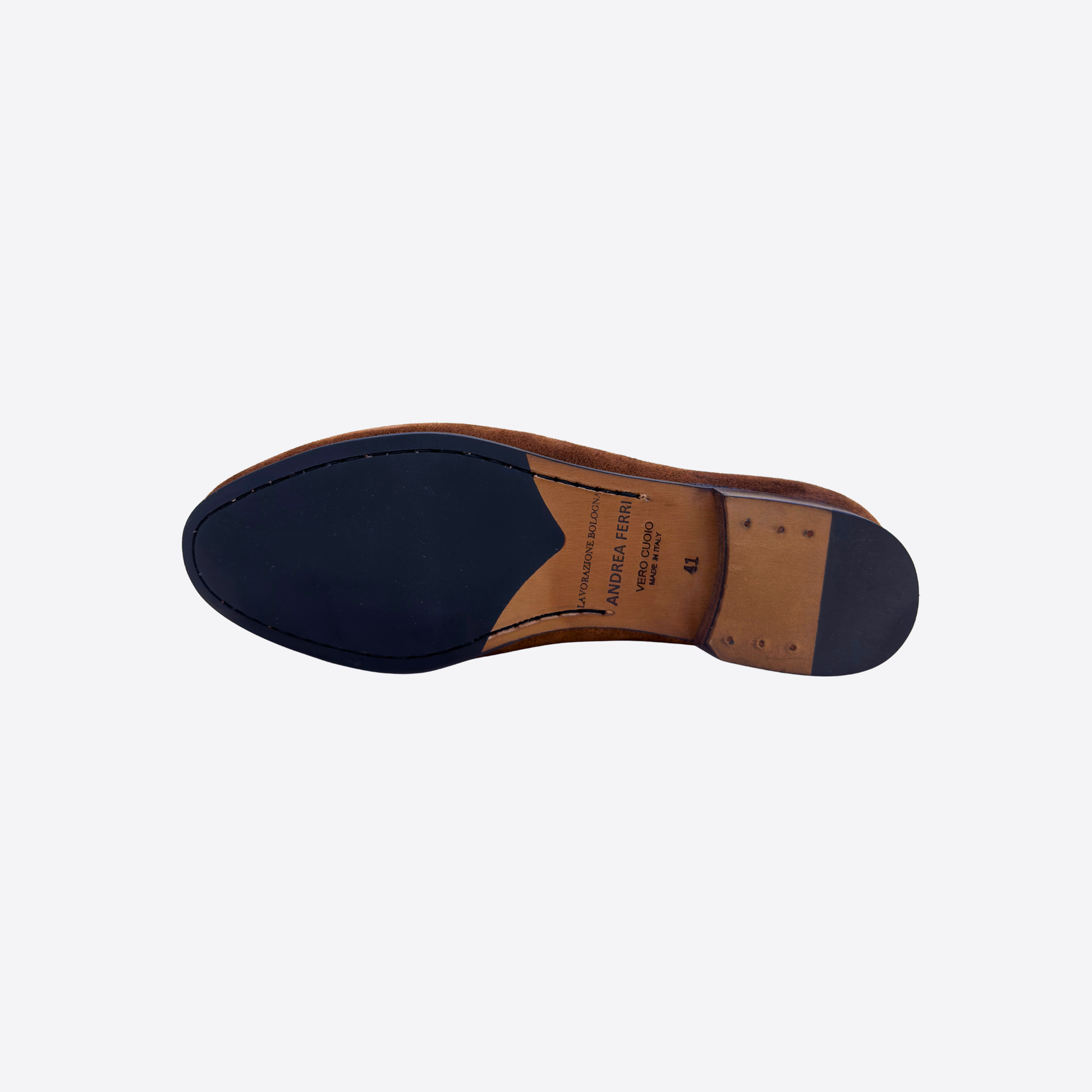 Semelle de mocassin en cuir avec insert antiderapant noir, marquage fabrication italienne artisanale