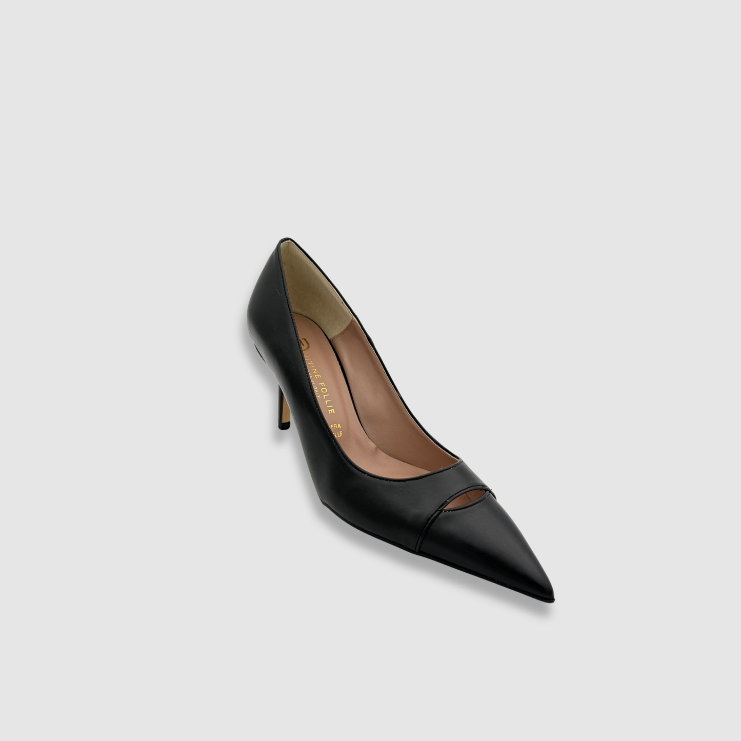 Escarpin noir femme cuir fait main détail du design peep toe élégant