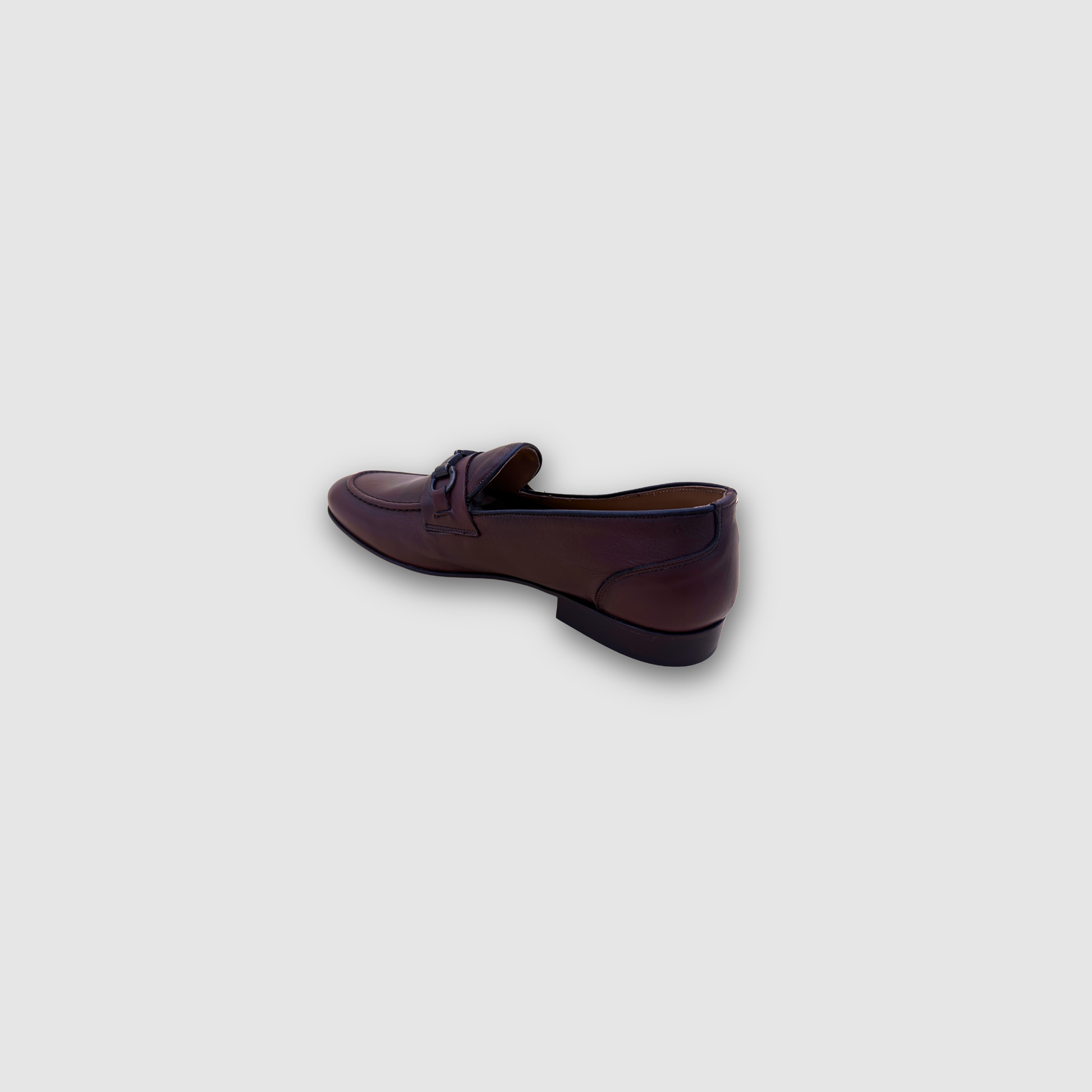 mocassins cuir marron foncé homme vue arrière finition artisanale
