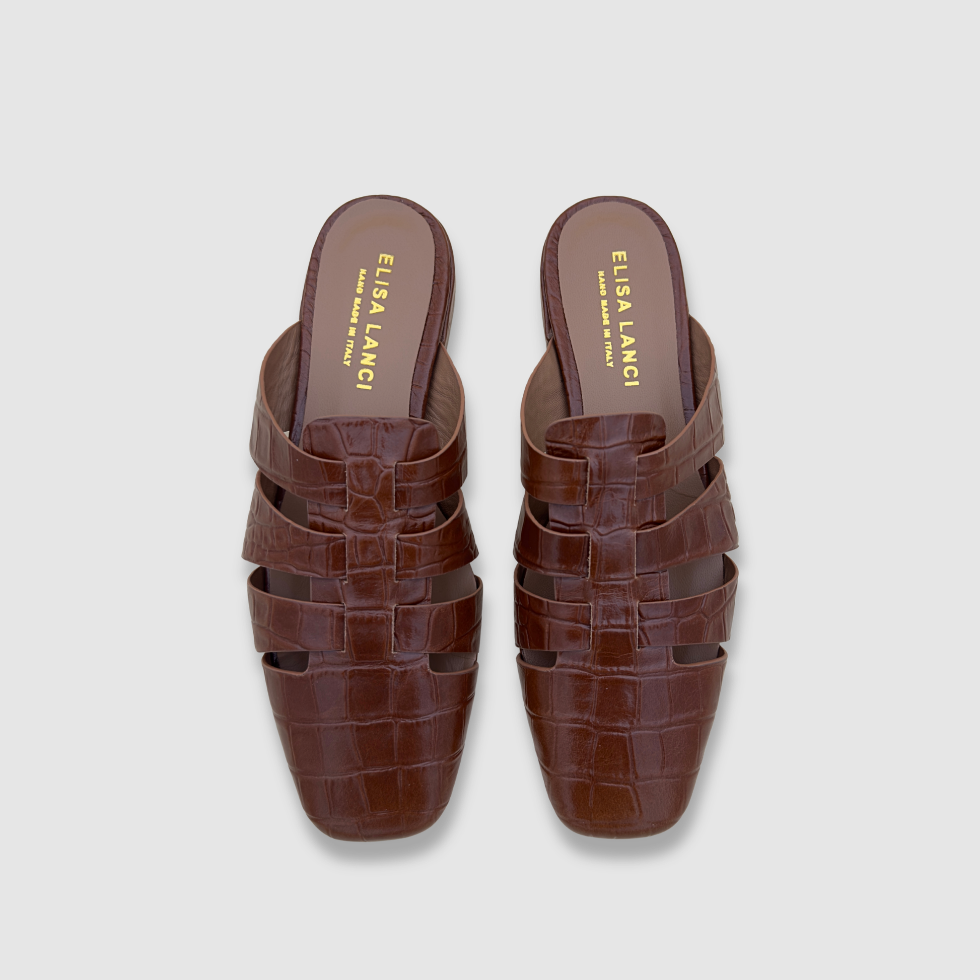 Mules femme cuir marron cognac effet croco vue dessus design élégant