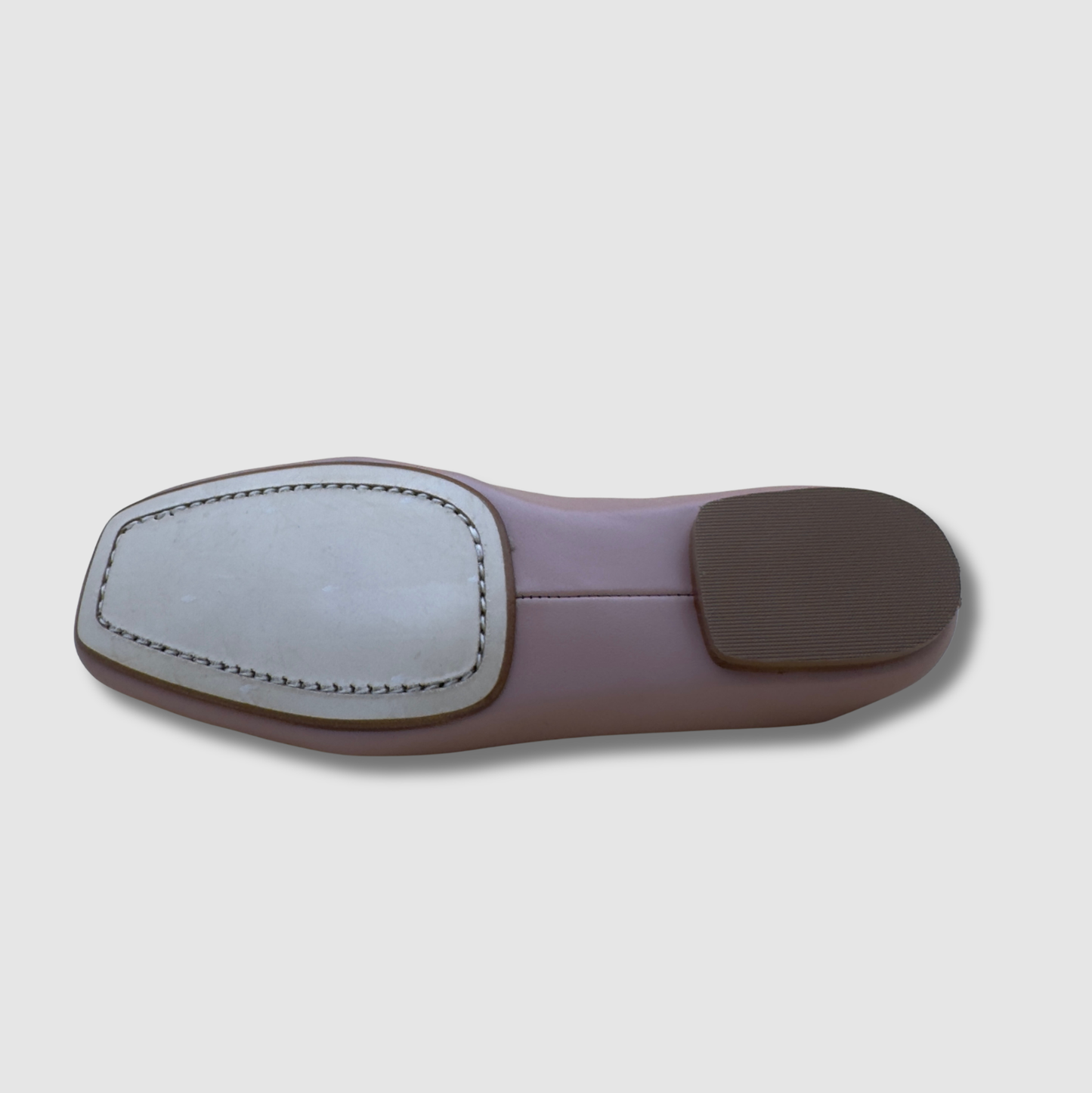 Semelle cuir ballerine femme artisanale, finition haut de gamme et confort optimal